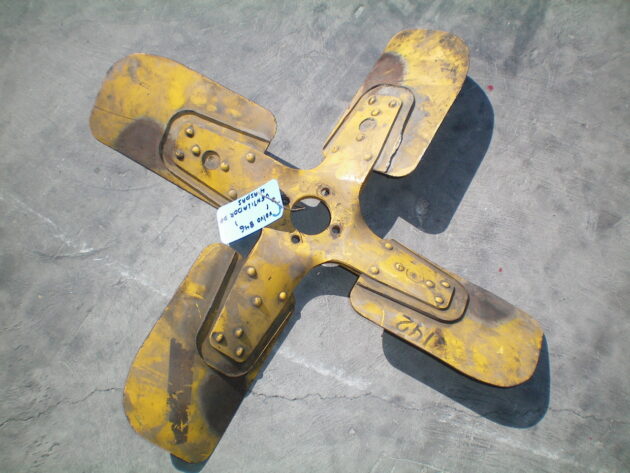 VOLVO 846 -  - FAN BLADE 4