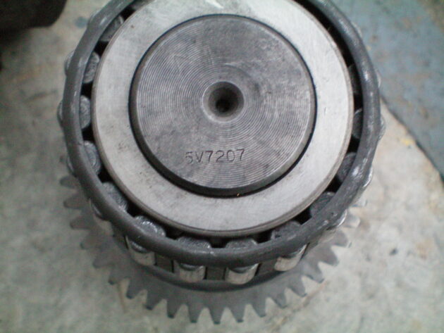 CATERPILLAR   225   - CONJUNTO PIÑONES DE MANDO FINAL - Imagen 4