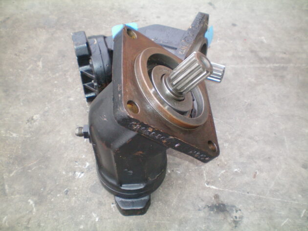 CATERPILLAR 225 -  - TRAVEL MOTOR - Image 3