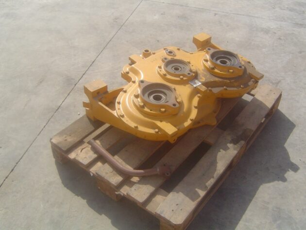 CATERPILLAR  235  8K-2636 - CAJA DE ARRASTRE DE BOMBAS - Imagen 4