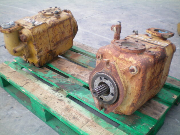 CATERPILLAR  245  3G-7230 - BOMBA HIDRÁULICA PRINCIPAL