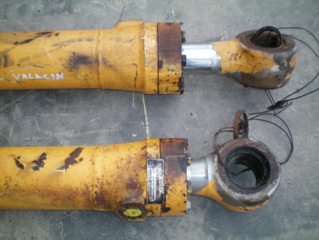 LIEBHERR   A310  9231902 - BOTELLA DE ELEVACIÓN PLUMA - Imagen 3
