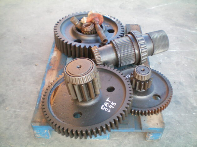 CATERPILLAR   245  7V-0754 - MANDO FINAL - Imagen 2