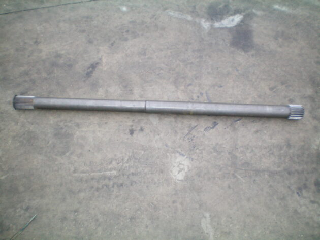 VOLVO   4500  4717458 / 4717459 - PALIER DELANTERO