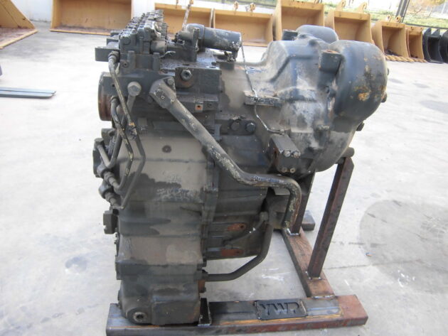 KOMATSU  HM4001 - 56B-13-10002 - TRANSMISSION - Image 6