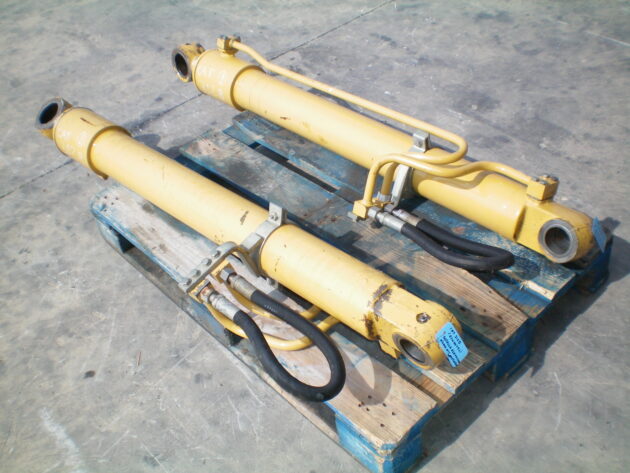 CATERPILLAR   312B  119-5425 - BOTELLA DE ELEVACIÓN PLUMA - Imagen 4