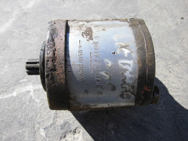 LIEBHERR   A902 LITRONIC  100155710 - BOMBA DE SERVICIOS