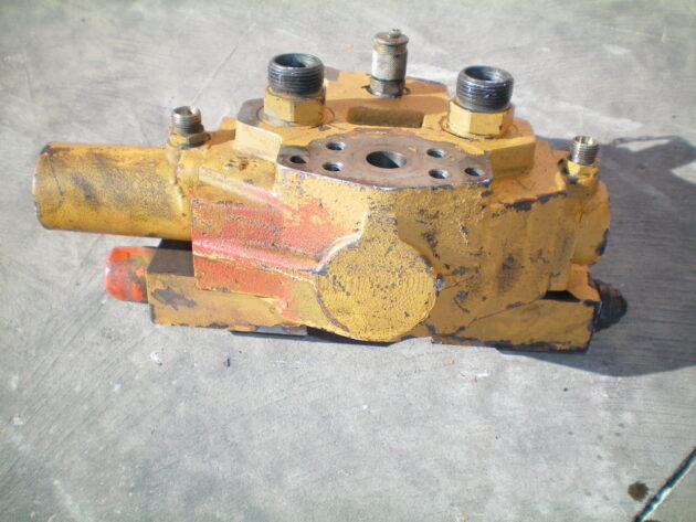 LIEBHERR A902 LITRONIC - 605704 - OPTIONAL VALVE - Image 3