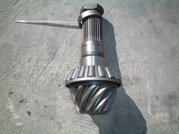 LIEBHERR  A902 LITRONIC   - PIÑÓN ATAQUE GRUPO - Imagen 3