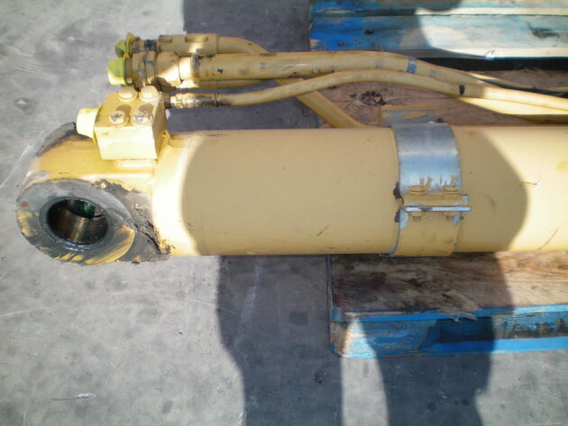 CATERPILLAR   320BL  118-4150 - BOTELLA DE BALANCÍN - Imagen 4