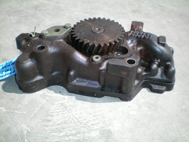 LIEBHERR   A904  9276387 - BOMBA DE ACEITE
