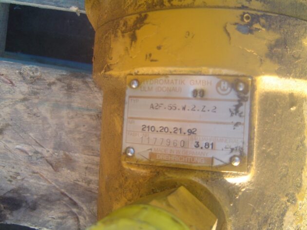 LIEBHERR  A912  5000936 - MOTOR DE GIRO A2F55 - Imagen 4