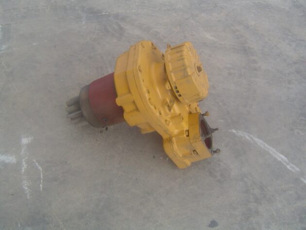 LIEBHERR  A912  931015201 - REDUCTOR DE GIRO SSG450/452