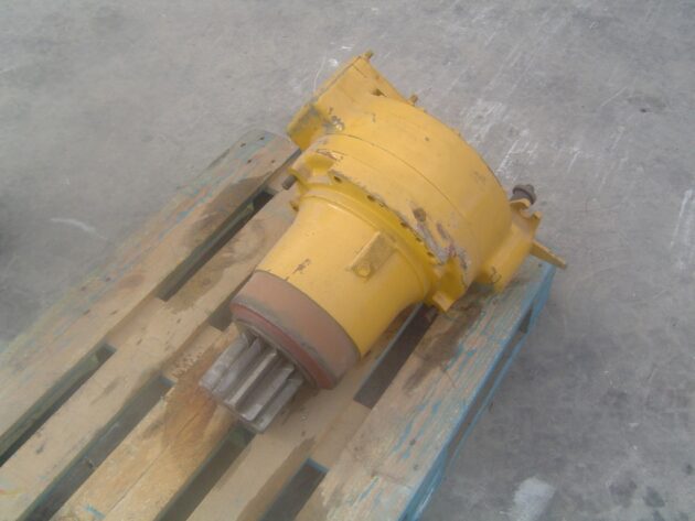 LIEBHERR   A922  9312465 - REDUCTOR DE GIRO