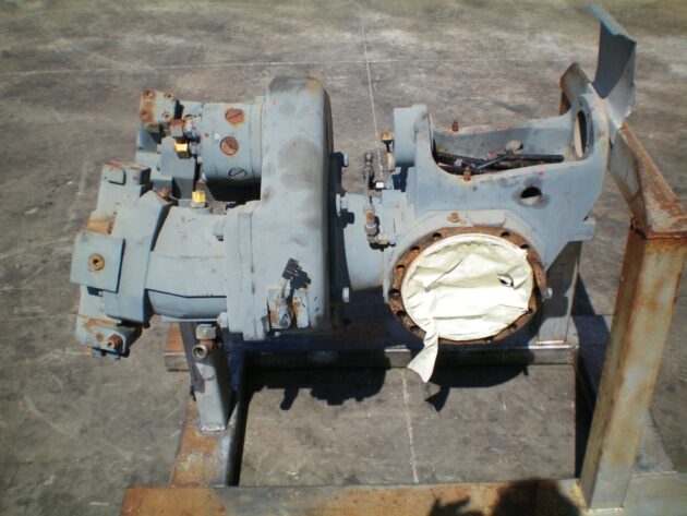 LIEBHERR   L512  5716389 / 5991015 - CONJUNTO DE DIFERENCIAL,CARCASA Y BOMBAS - Imagen 3