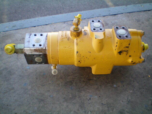 KOMATSU  PC210LC6K - 703-09-33230 - SWIVEL GROUP
