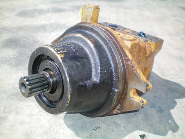 LIEBHERR  R902 LITRONIC - 9272904 - TRAVEL MOTOR FMF045 - Image 2