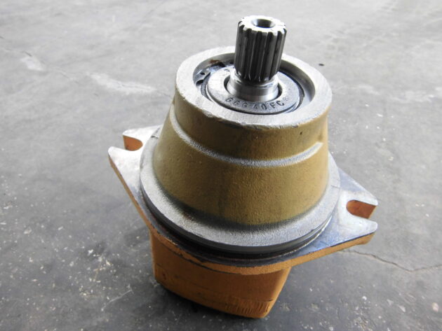 LIEBHERR   R902 LITRONIC  9272904 - MOTOR DE TRANSLACIÓN FMF045