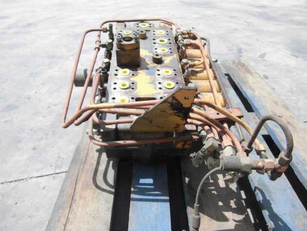 LIEBHERR   R902 LITRONIC  5609332 - DISTRIBUIDOR PRINCIPAL - Imagen 2