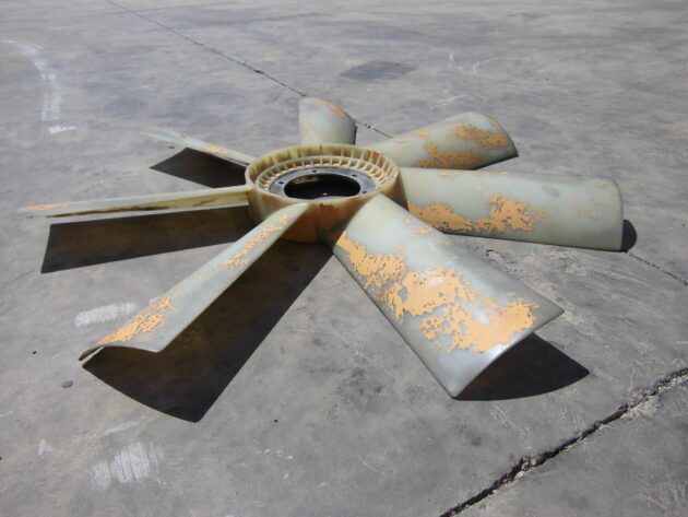 LIEBHERR   R932 HDS LITRONIC  9269668 - ASPAS DEL VENTILADOR - Imagen 2