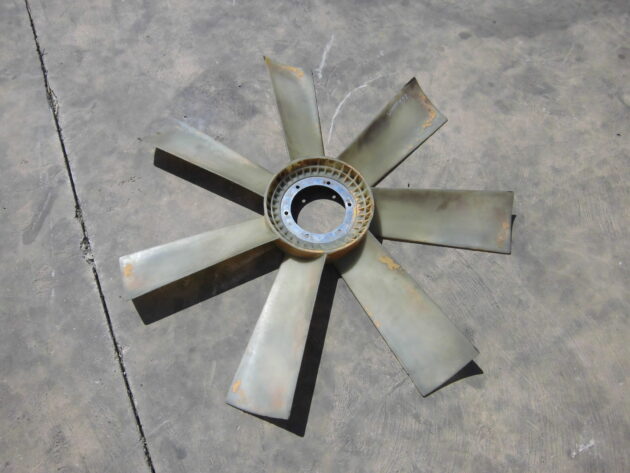 LIEBHERR   R932 HDS LITRONIC  9269668 - ASPAS DEL VENTILADOR - Imagen 3