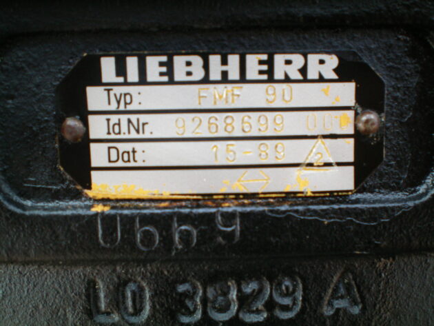 LIEBHERR   R932 HDSL  9268699 - MOTOR DE TRANSLACIÓN FMF90 - Imagen 4