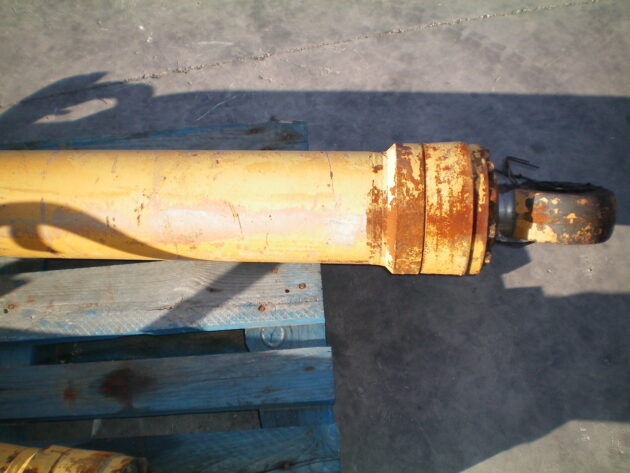 LIEBHERR  R932HDSL   - BOTELLA DE BALANCÍN - Imagen 3