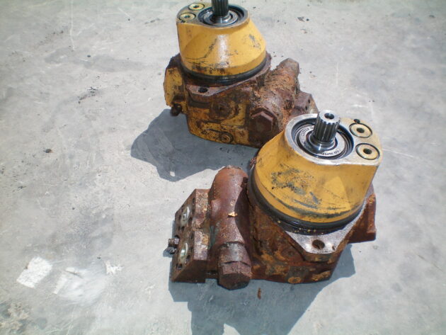 LIEBHERR   R932 HDSL  9276969 - MOTOR DE TRANSLACIÓN - Imagen 2