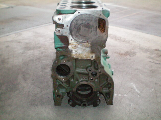 VOLVO  5350  VOE466700 - BLOQUE MOTOR TD70G - Imagen 3