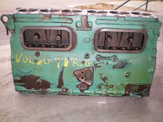 VOLVO  5350  VOE466700 - BLOQUE MOTOR TD70G - Imagen 4