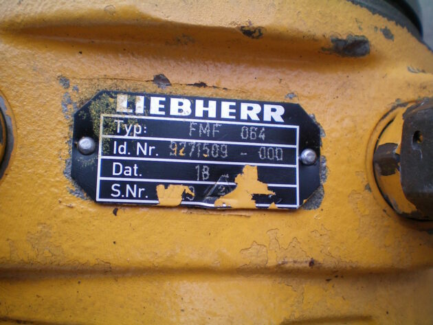 LIEBHERR   R932 LITRONIC  9271509 - MOTOR DE GIRO - Imagen 6