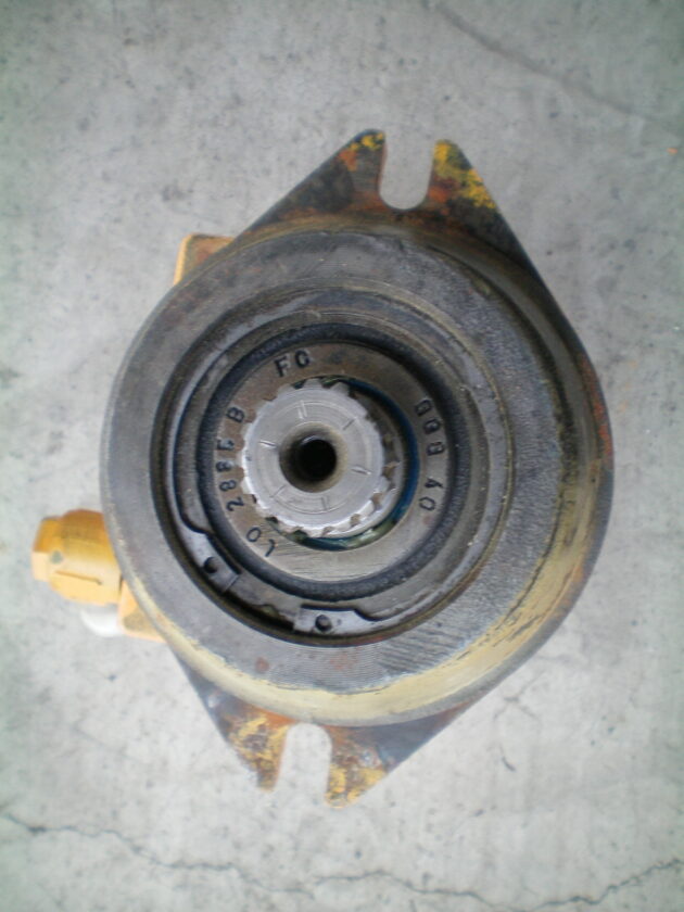 LIEBHERR   R932 LITRONIC  9271479 - MOTOR DE GIRO - Imagen 6