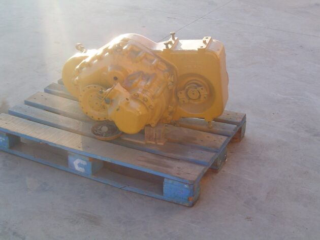 VOLVO  5350  30827 - CAJA DE TRANSFERENCIAS - Imagen 3