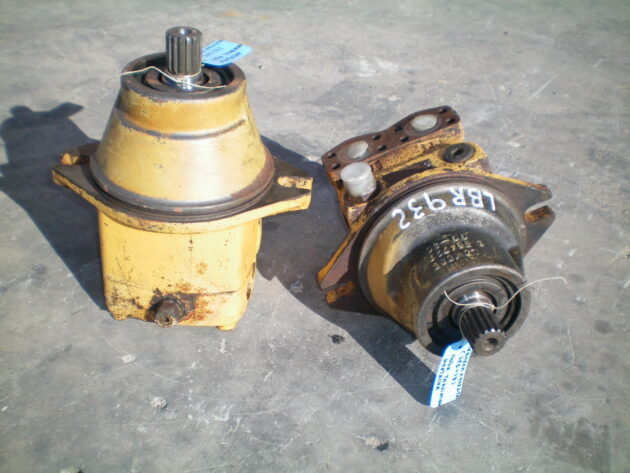 LIEBHERR   R932 LITRONIC  9271510 - MOTOR DE TRANSLACIÓN - Imagen 3