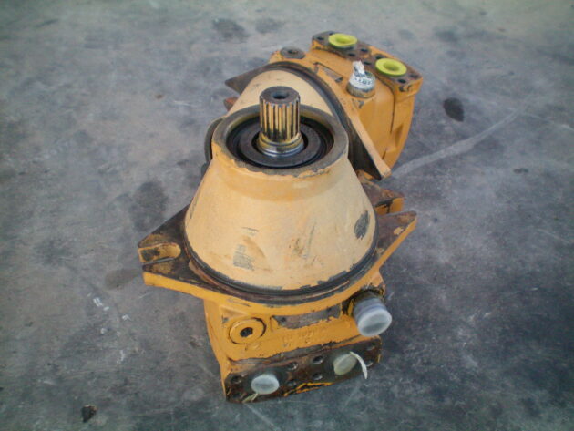 LIEBHERR   R932 LITRONIC  9267570 - MOTOR DE TRANSLACIÓN FMF90 - Imagen 3