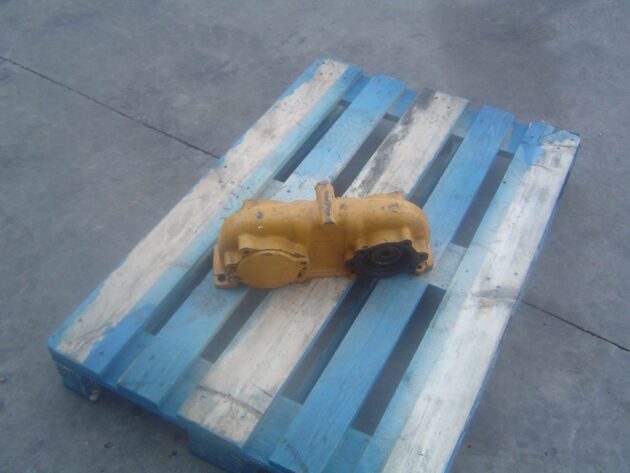 VOLVO  A25  4770604 (*) - ARRASTRE DE BOMBAS - Imagen 2