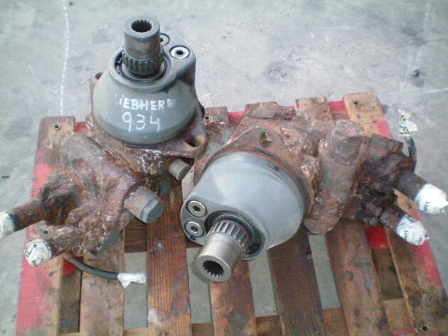 LIEBHERR   R934 HDS LITRONIC  9882757 - MOTOR DE TRANSLACIÓN