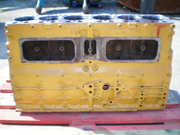 VOLVO  A25  VOE477910 - BLOQUE MOTOR TD71GA - Imagen 3