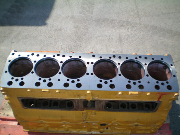 VOLVO  A25  VOE477910 - BLOQUE MOTOR TD71GA - Imagen 5