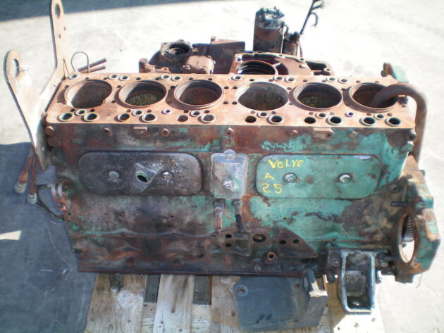 VOLVO  A25  477910 (*) - BLOQUE MOTOR TD71K CON ENVOLVENTE