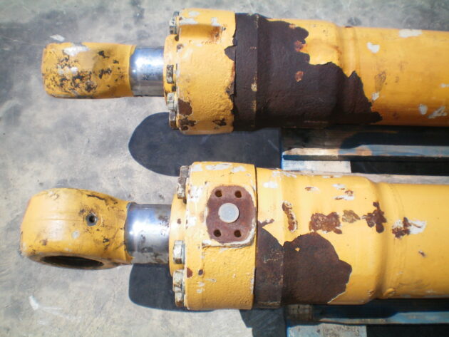 LIEBHERR  R934 LITRONIC - 9232866 - BOOM CYLINDER - Image 3
