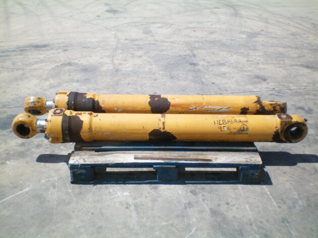 LIEBHERR  R934 LITRONIC - 9232866 - BOOM CYLINDER