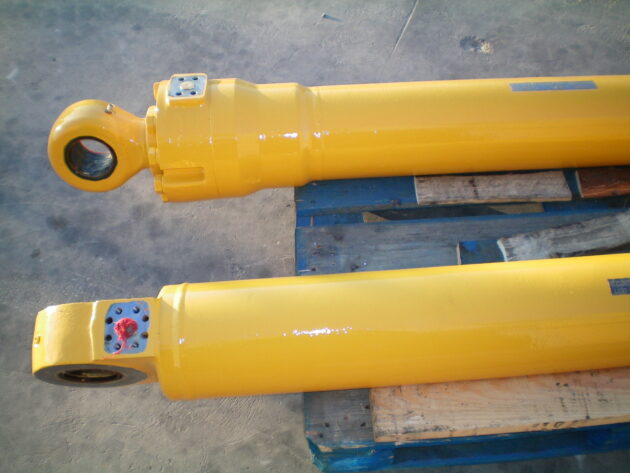 LIEBHERR   R944 BHDS LITRONIC  9235374 - BOTELLA DE ELEVACIÓN PLUMA - Imagen 4