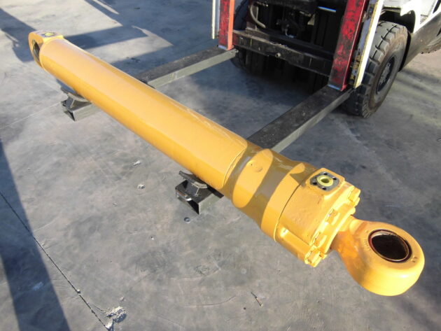 LIEBHERR   R944 HDS LITRONIC  9235374 - BOTELLA DE ELEVACIÓN PLUMA  BUEN ESTADO CAMBIAR TÓRICA - Imagen 4