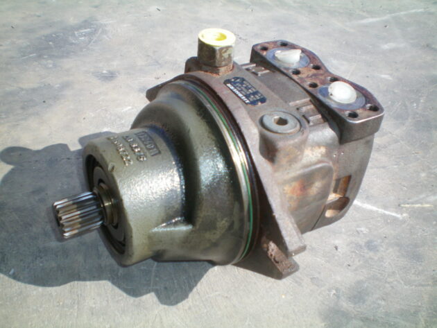 LIEBHERR   R944 HDS LITRONIC  9273168 - MOTOR DE GIRO - Imagen 4