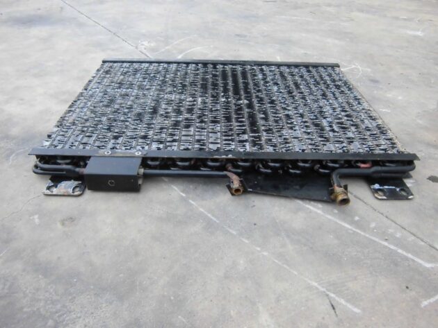 LIEBHERR   R944 HDS LITRONIC  5614406 - RADIADOR DE AIRE ACONDICIONADO - Imagen 4