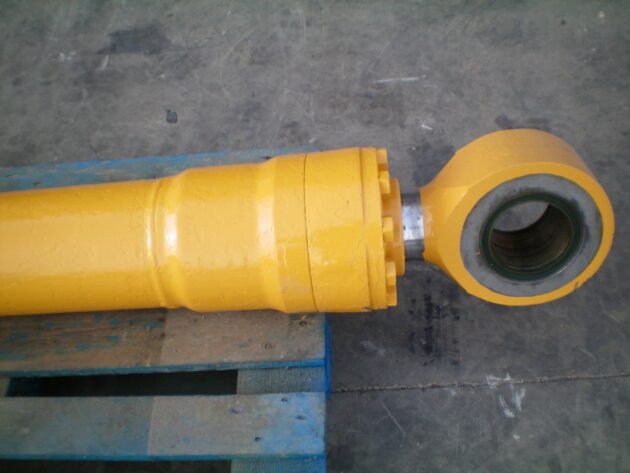 LIEBHERR  R954 LITRONIC - 9387030 - BUCKET CYLINDER - Image 4