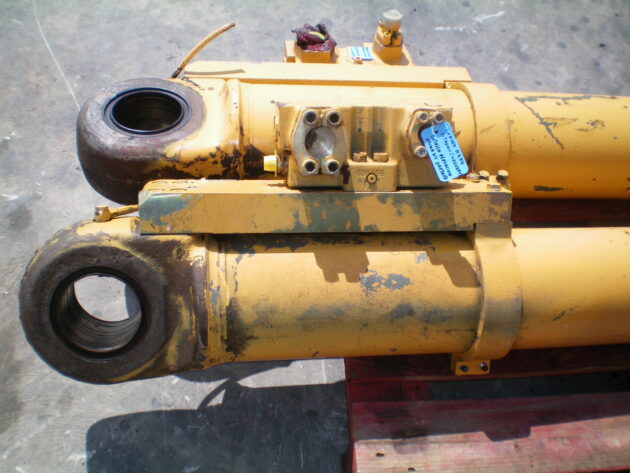 LIEBHERR   R954 LITRONIC  9234402 - 9201796 - BOTELLA DE ELEVACIÓN PLUMA - Imagen 4