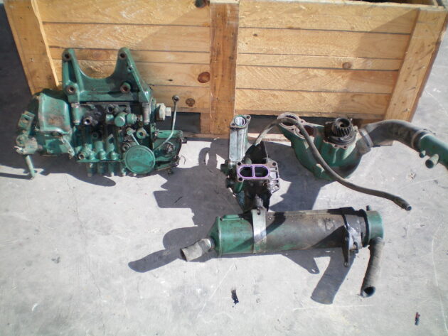 VOLVO   A35   - ACCESORIOS DE MOTOR Y CONVERTIDOR - Imagen 4