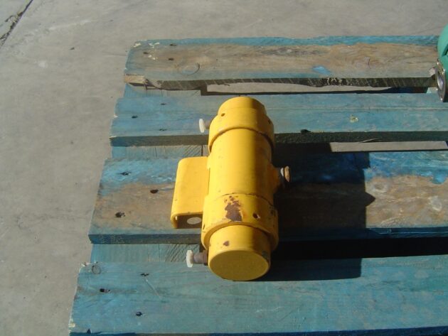 VOLVO  A35   - ACUMULADOR DE PRESIÓN - Imagen 2